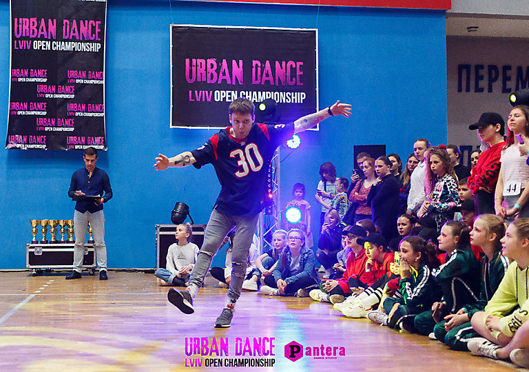lv-urban-dance00129