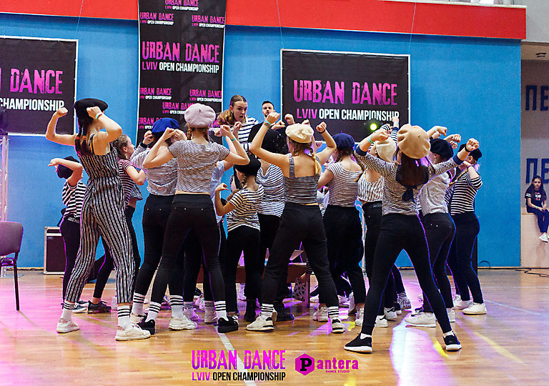 lv-urban-dance00441