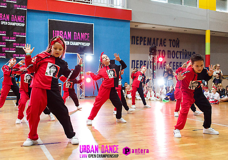 lv-urban-dance01282